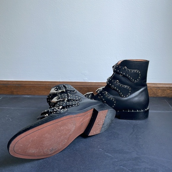 Studded buckled boots, size 38 (7.5) - Picture 2 of 6